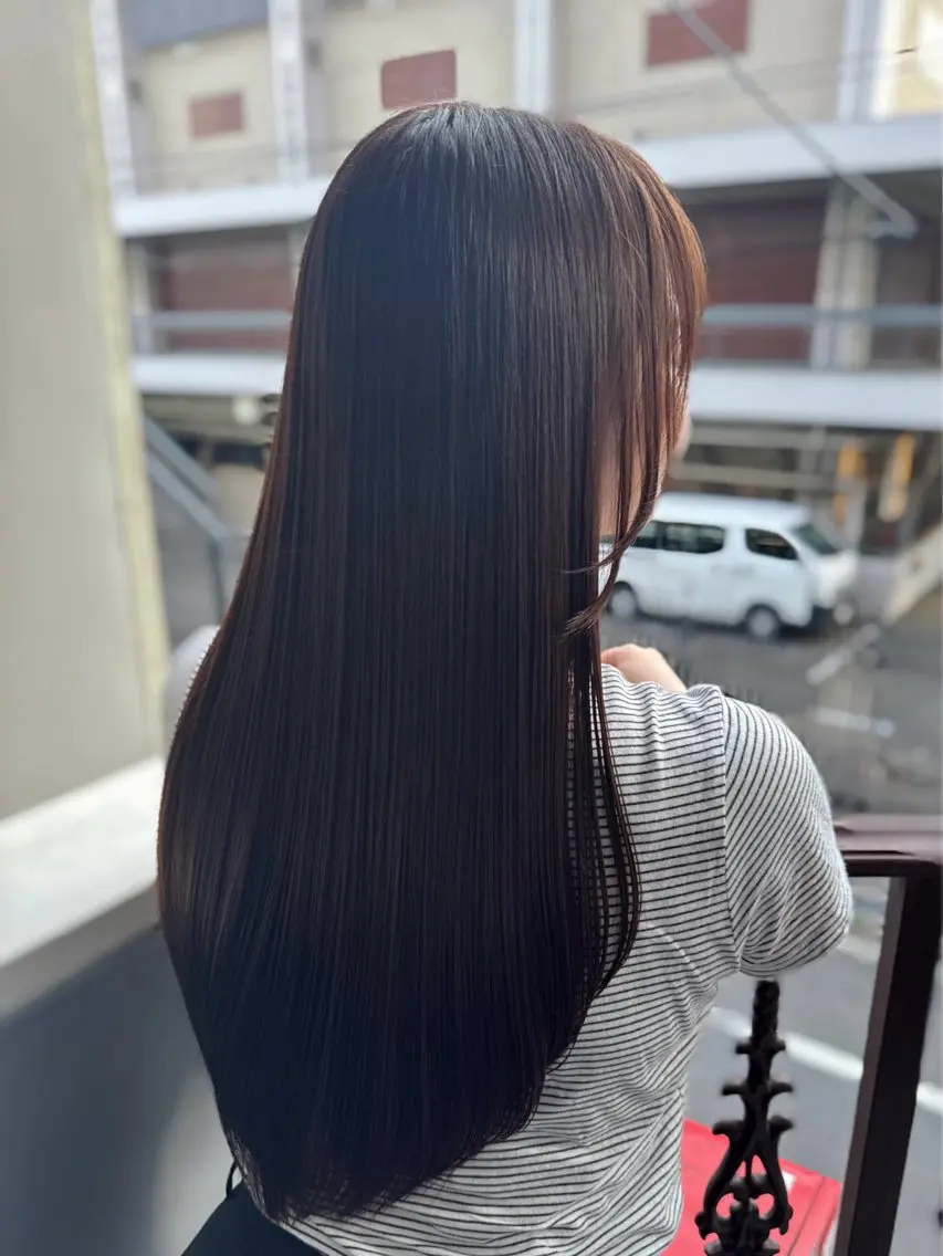 ロング カラー カット ヘアカラー トリートメント 髪質改善✨艶髪✨ レイヤーカット 田畑のヘアスタイル