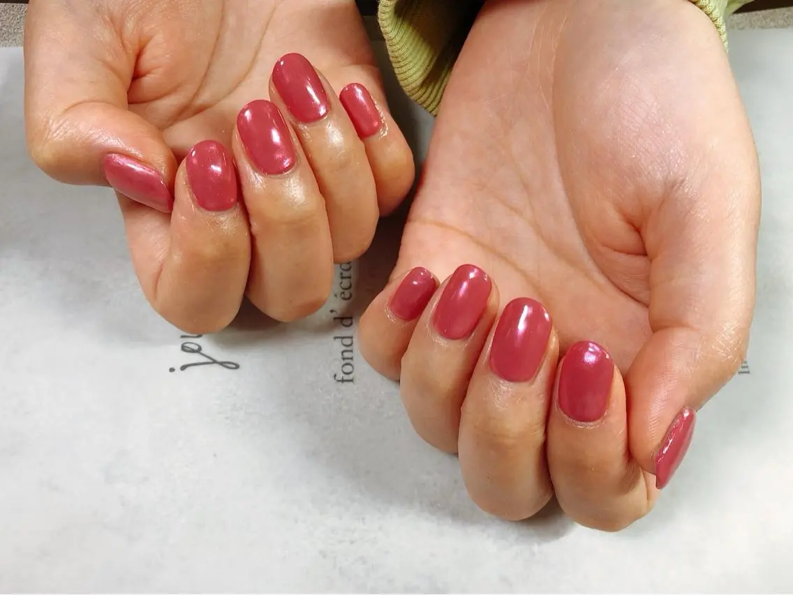 ネイル オーロラネイル ワンカラーネイル ピンク 春ネイル ハンドネイル mogunail &blowのネイルデザイン