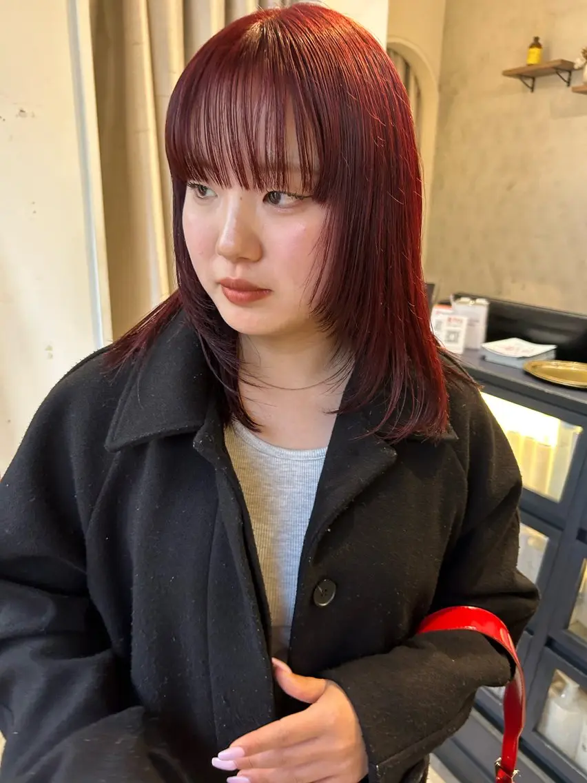 セミロング 薄暮 マツイ　レンのヘアスタイル