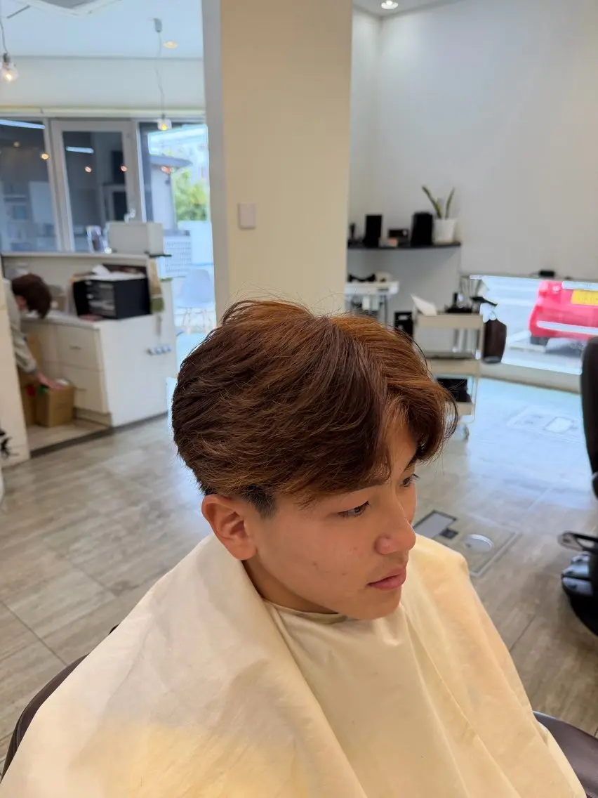 メンズ 呉屋 俊介のヘアスタイル