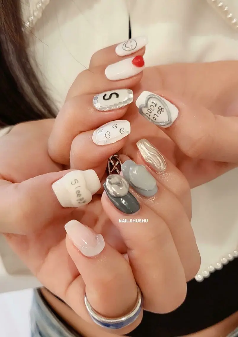 ネイル 持ち込み ニュアンスネイル ワンカラーネイル シンプルネイル 3dパーツ/流行り 👧shushu❤️のネイルデザイン