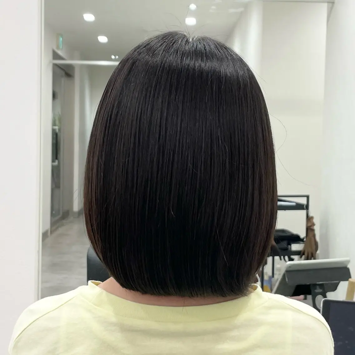 ミディアム ワンレンボブ ボブ カット ⭐トレンドカット&カ ラーCocoro🪿のヘアスタイル
