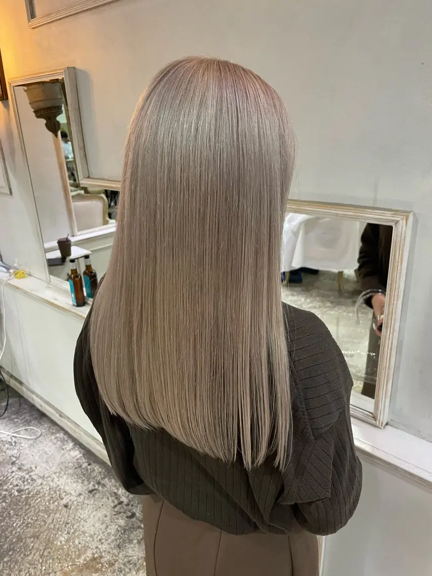 セミロング カラー RUKA 美容院×ネイリストのヘアスタイル