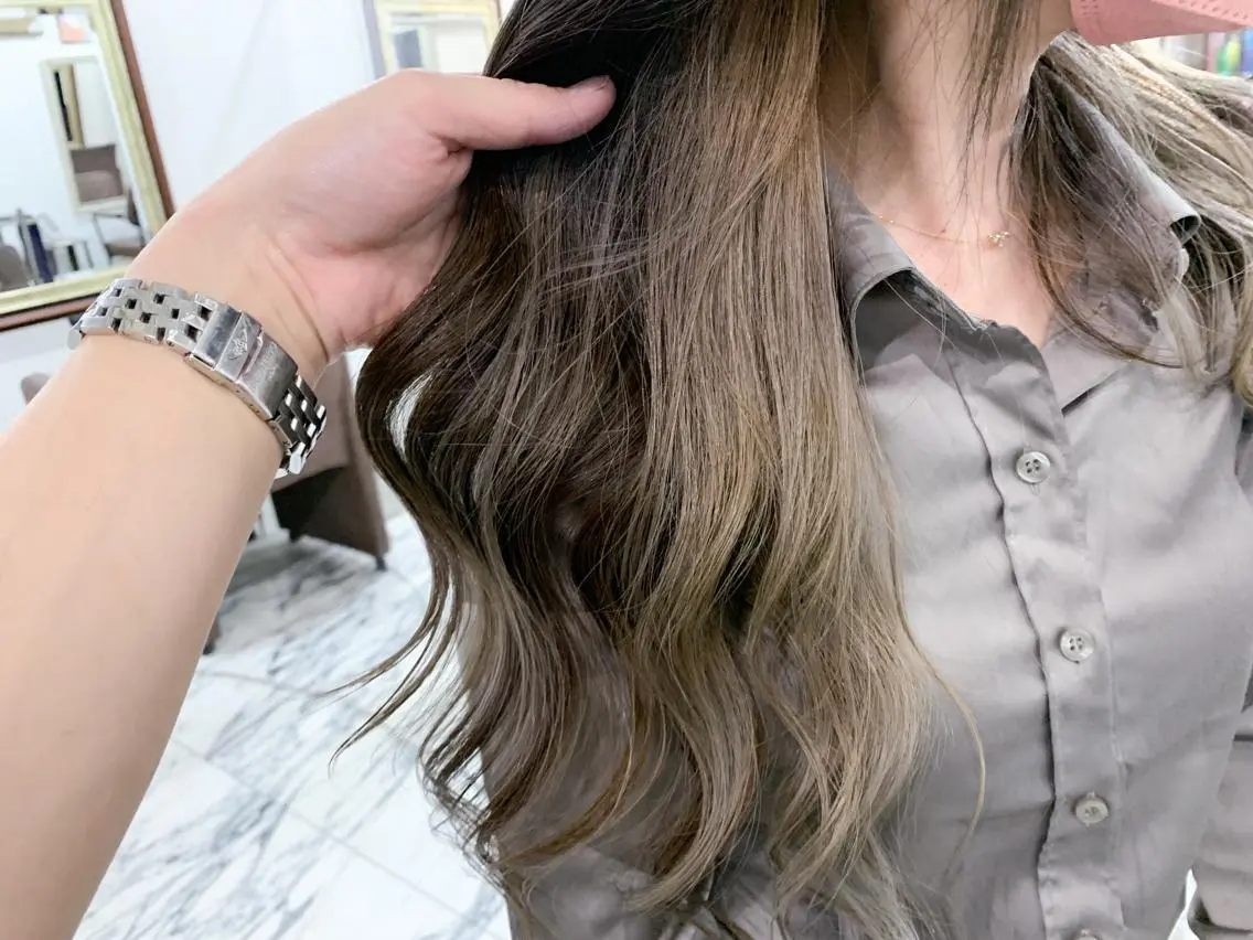 セミロング カラー エクステ(レミー毛) NINEのヘアスタイル