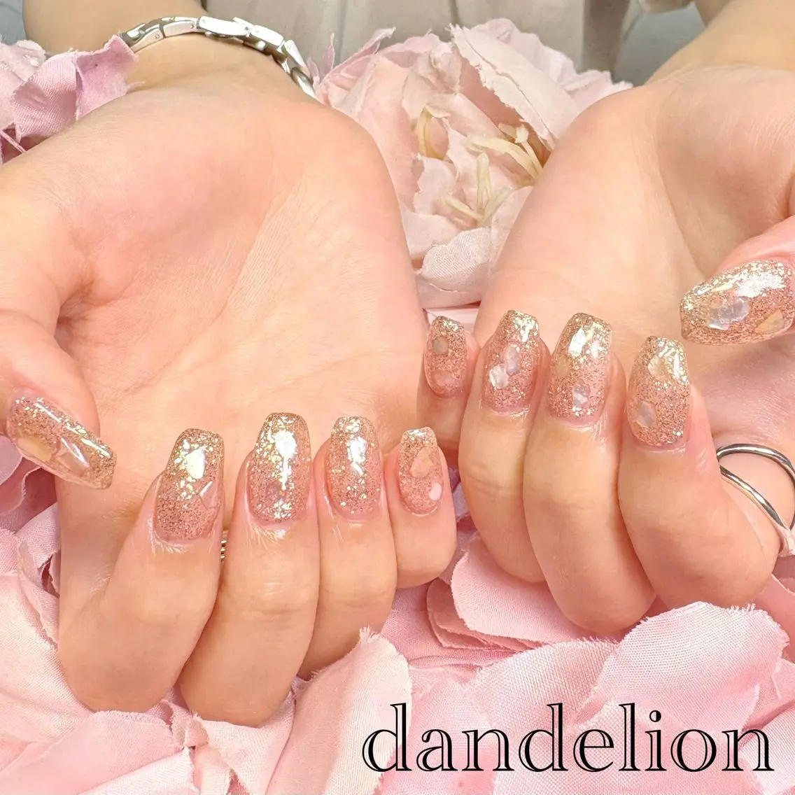 ネイル ハンドネイル ハンドケア dandelion ダンデライオンのネイルデザイン