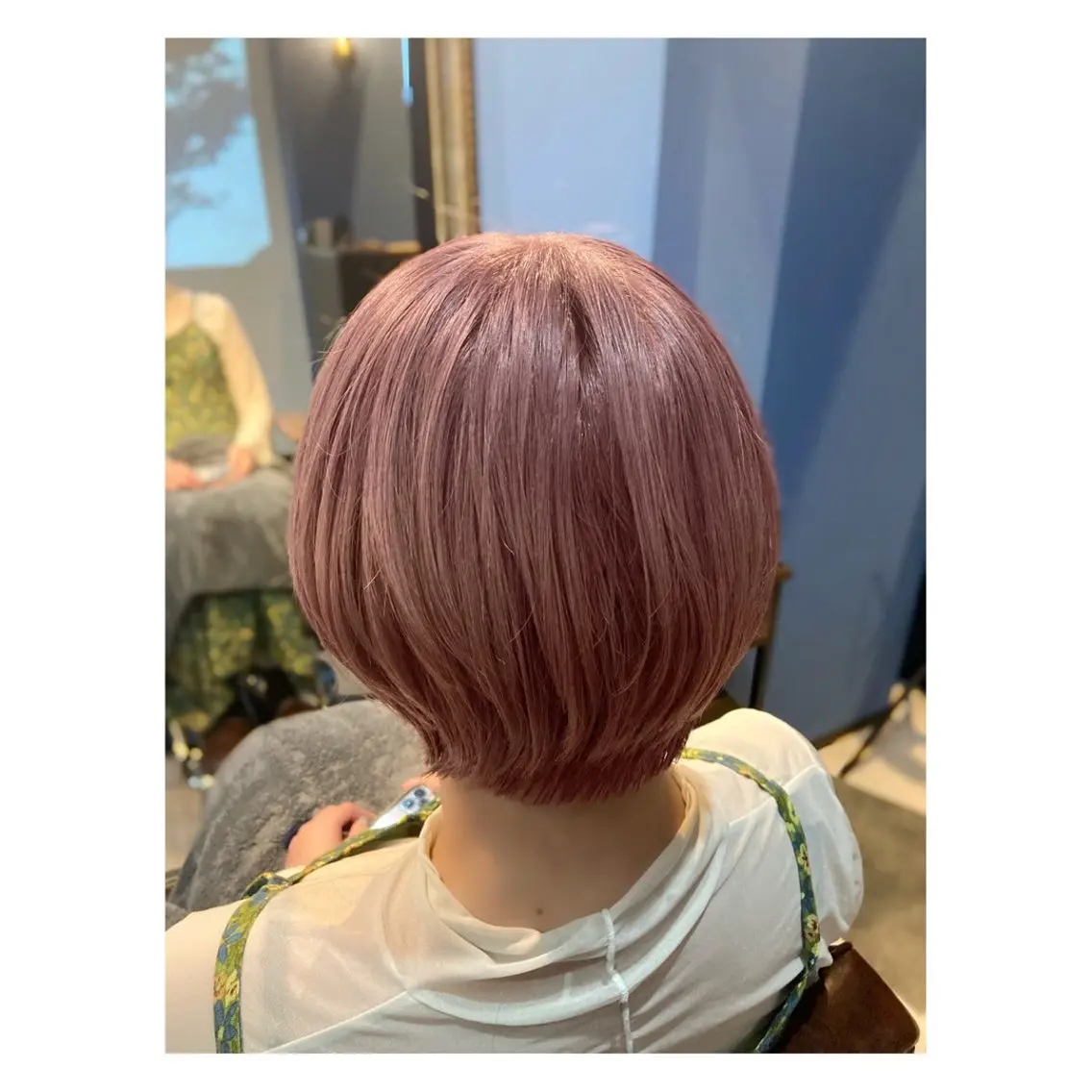 ショート カラー ブリーチ カット ヘアカラー トリートメント 中野 誠子のヘアスタイル