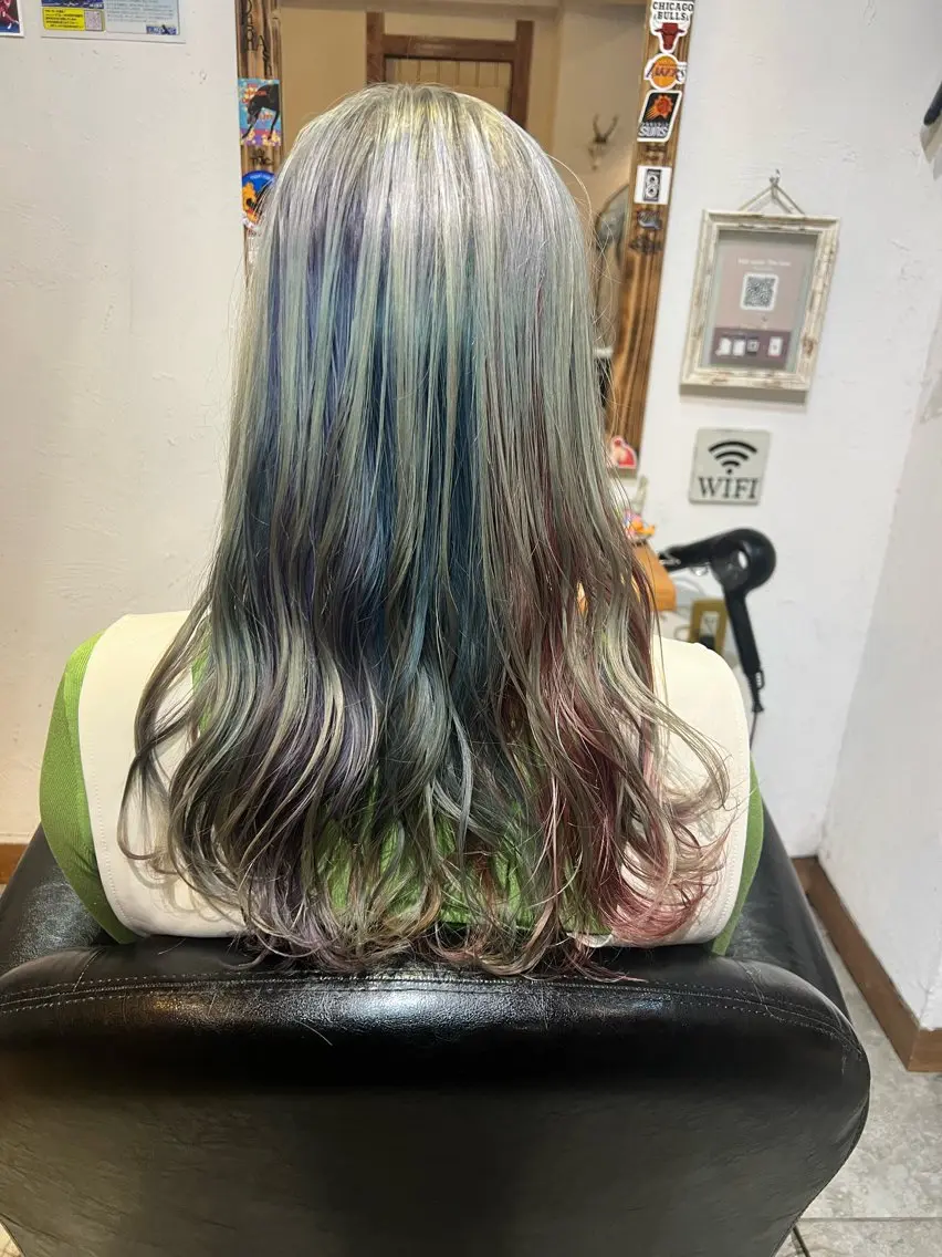 ロング カラー カット ヘアカラー Hair salon The hiveのヘアスタイル