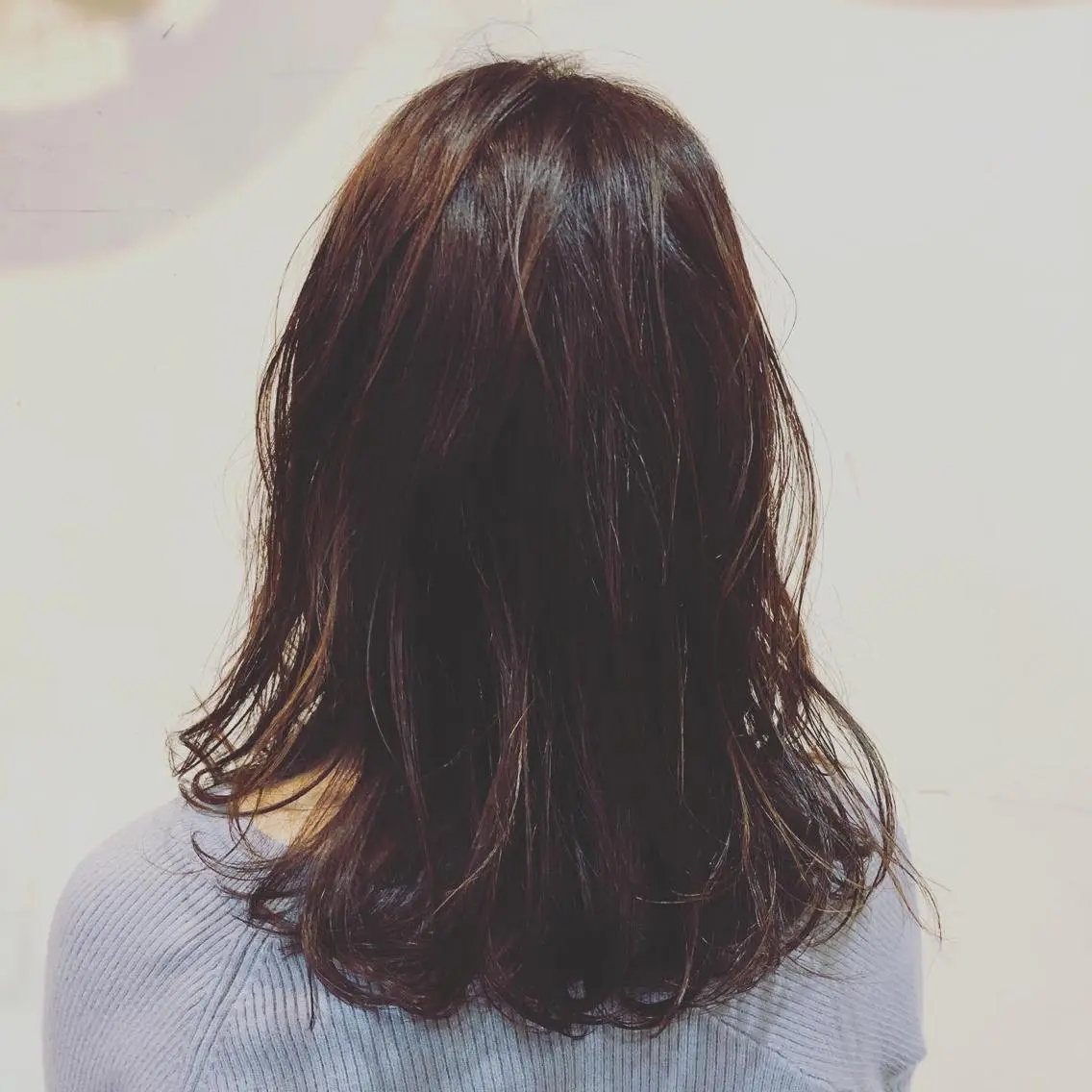 セミロング カット パーマ 西村 晃一のヘアスタイル