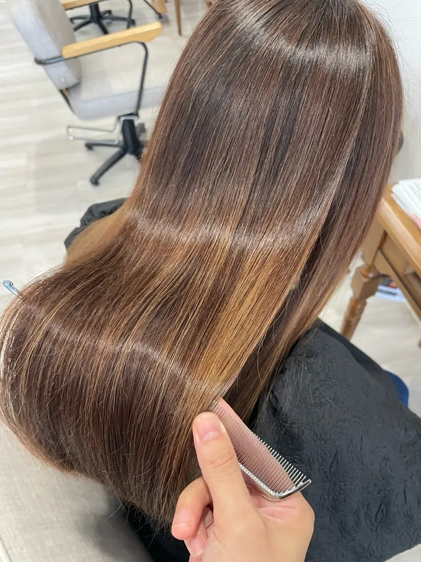 🌻🎐 7月・8月限定メニュー 🎐🌻 💇♀️✨ カット+ストレート✨💖の写真