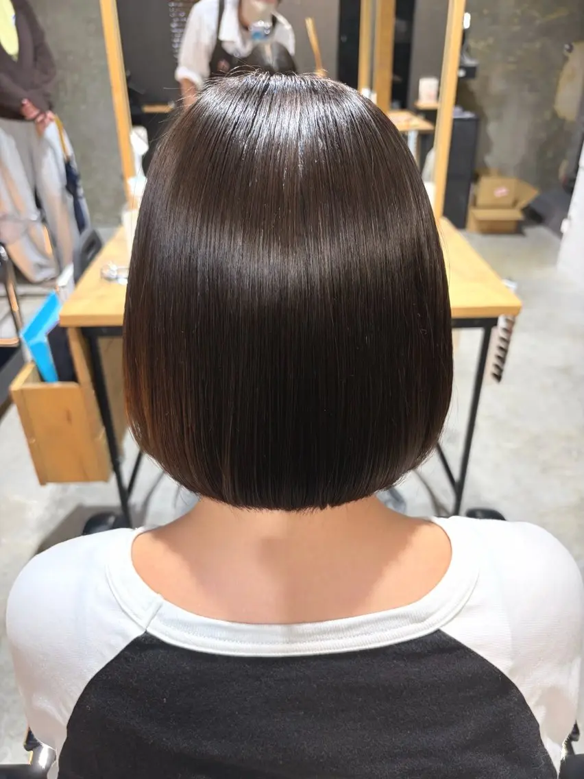 ショート ボブ 縮毛矯正 カット 縮毛矯正 トリートメント 美髪縮毛矯正✨ カラーが得意💪本間のヘアスタイル
