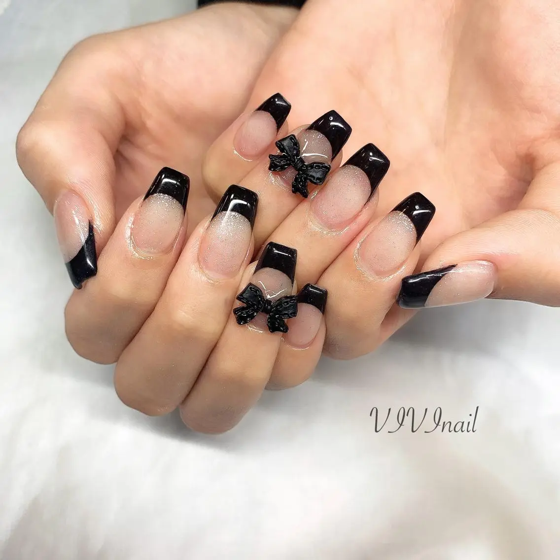ネイル フレンチネイル シンプルネイル ハンドネイル vivi nailのネイルデザイン