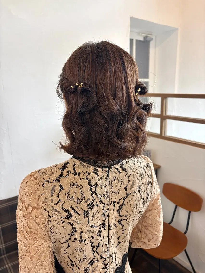 ミディアム ヘアアレンジ ボブ ヘアセット 吉岡 茉穂のヘアスタイル