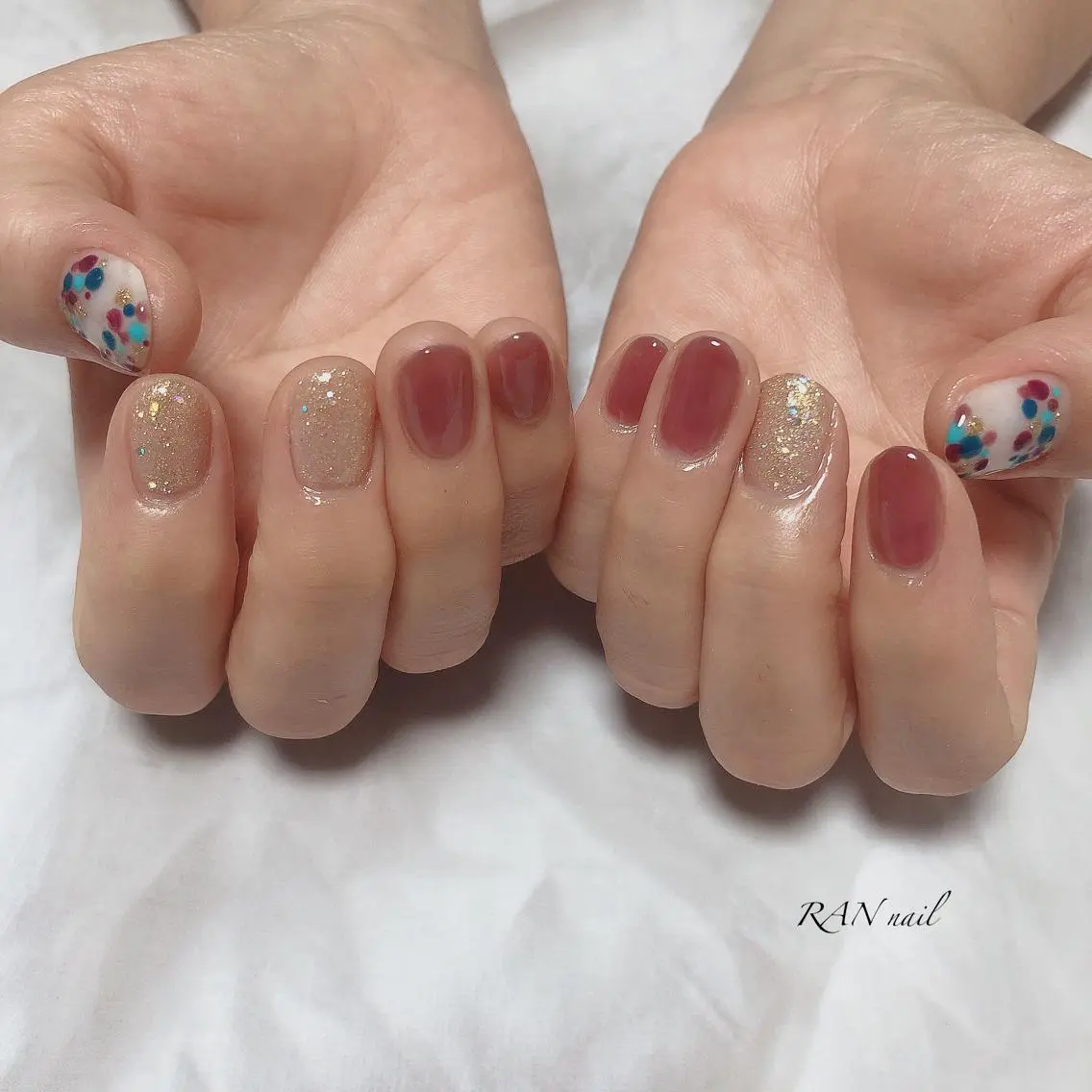 ネイル ブルー ドット ジェルネイル ゴールド 氷ネイル・うるうるネイル RAN nailのネイルデザイン