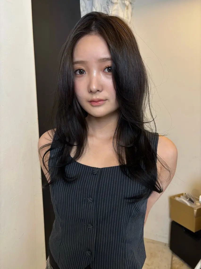 【U24】色落ちする黒🎼🐈‍⬛［残留させたくない.ハイトーンに戻したい人向けワンカラーメニュー］🐾🎶の写真