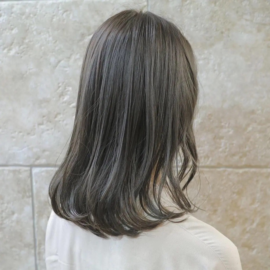 セミロング カラー 斉藤 貴也のヘアスタイル