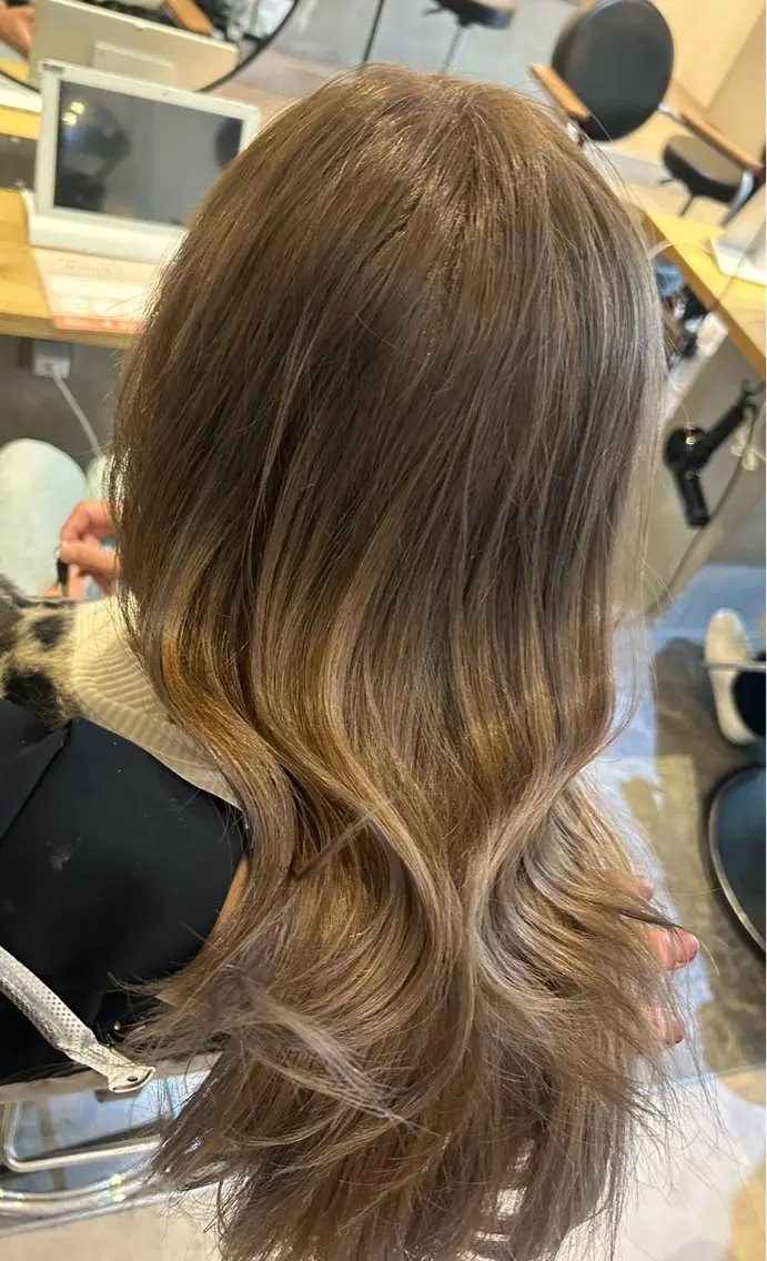 ロング カラー グレージュ ミルクティーグレージュ ヘアカラー 🫧縮毛矯正🫧艶髪 門前仲町/HIROのヘアスタイル