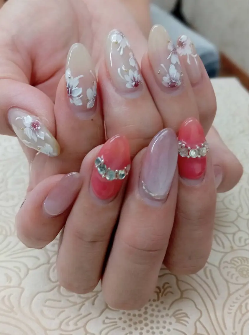 ネイル フラワーネイル precious nail roomのネイルデザイン