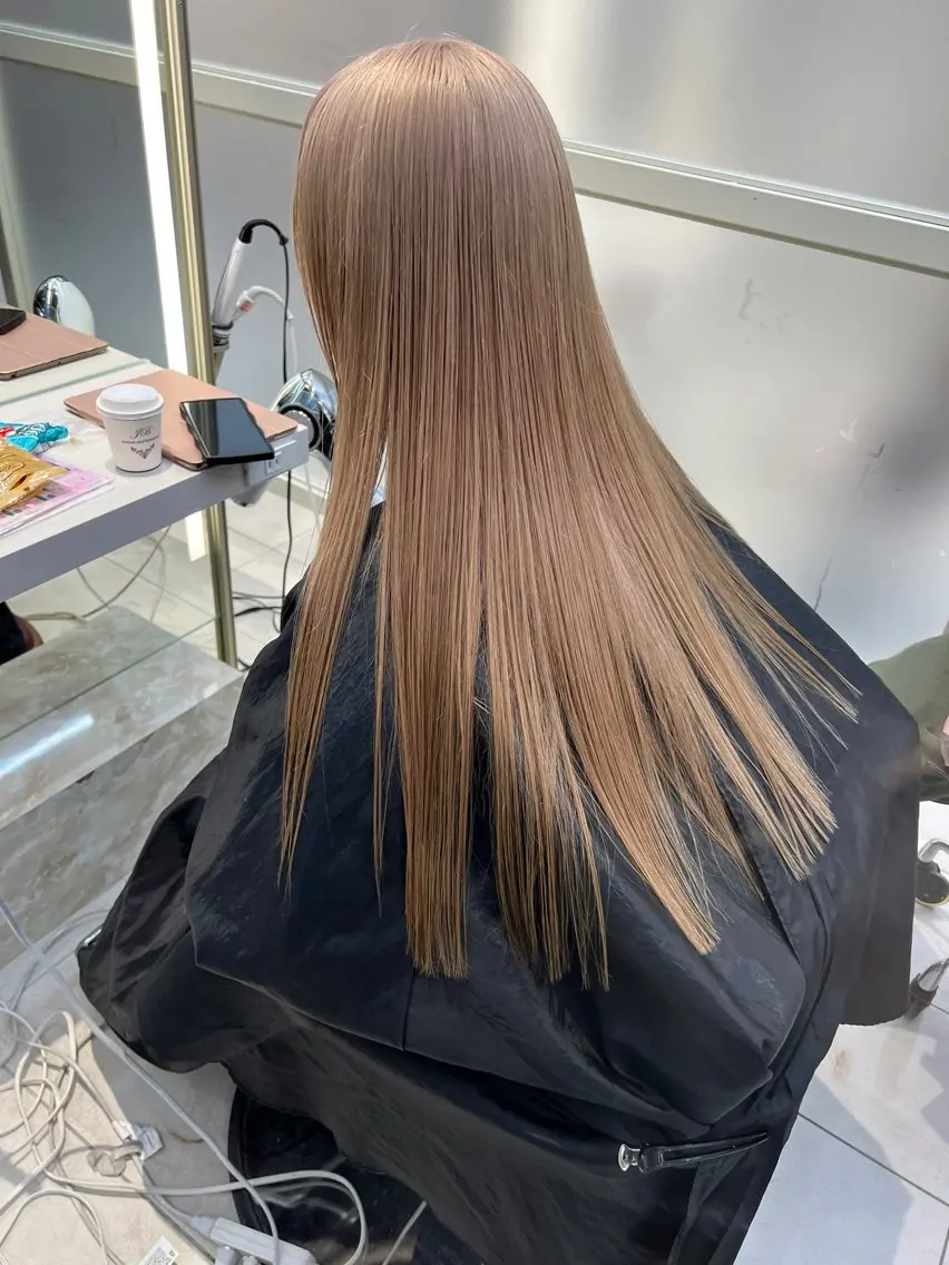 ロング カラー ブリーチ ケアブリーチ ダブルカラー ハイトーンカラー ボブ レイヤー専門家 ダブルカラー修のヘアスタイル
