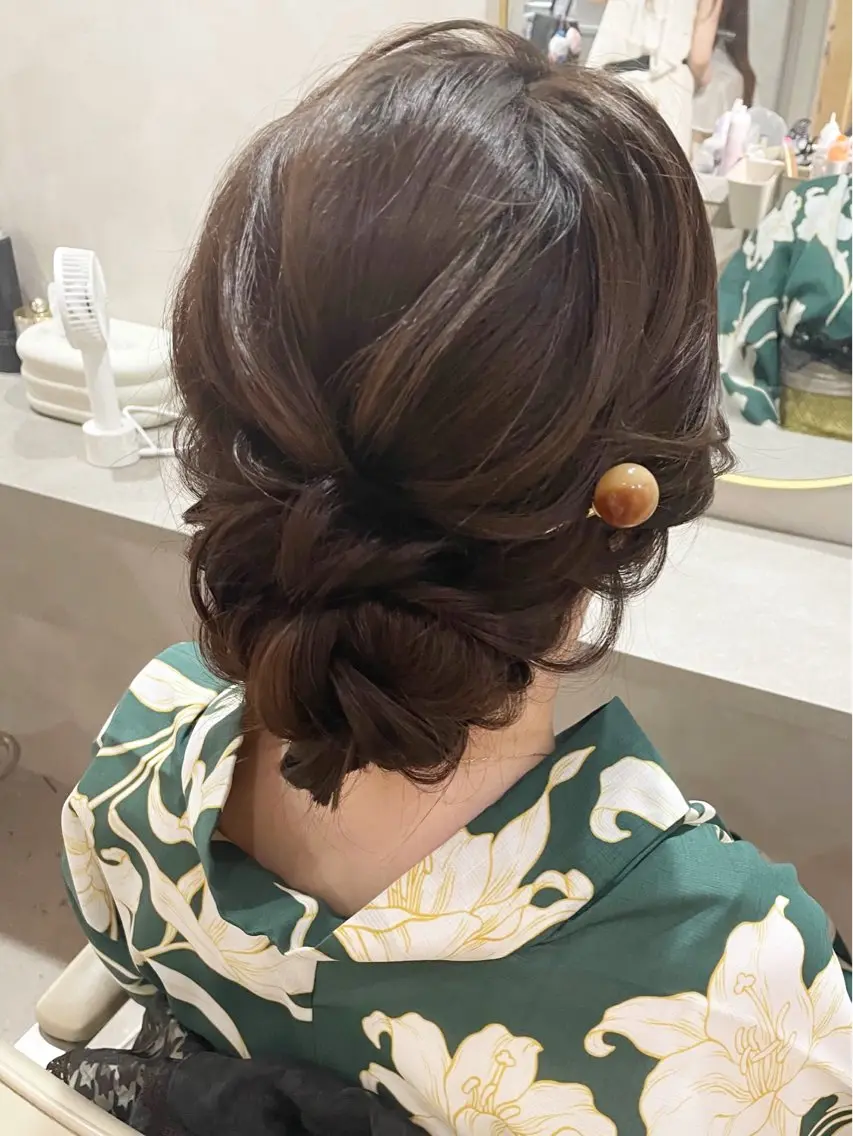 ヘアアレンジ 【CURE】 🩶ICHIKAWAのマツエク・マツパデザイン