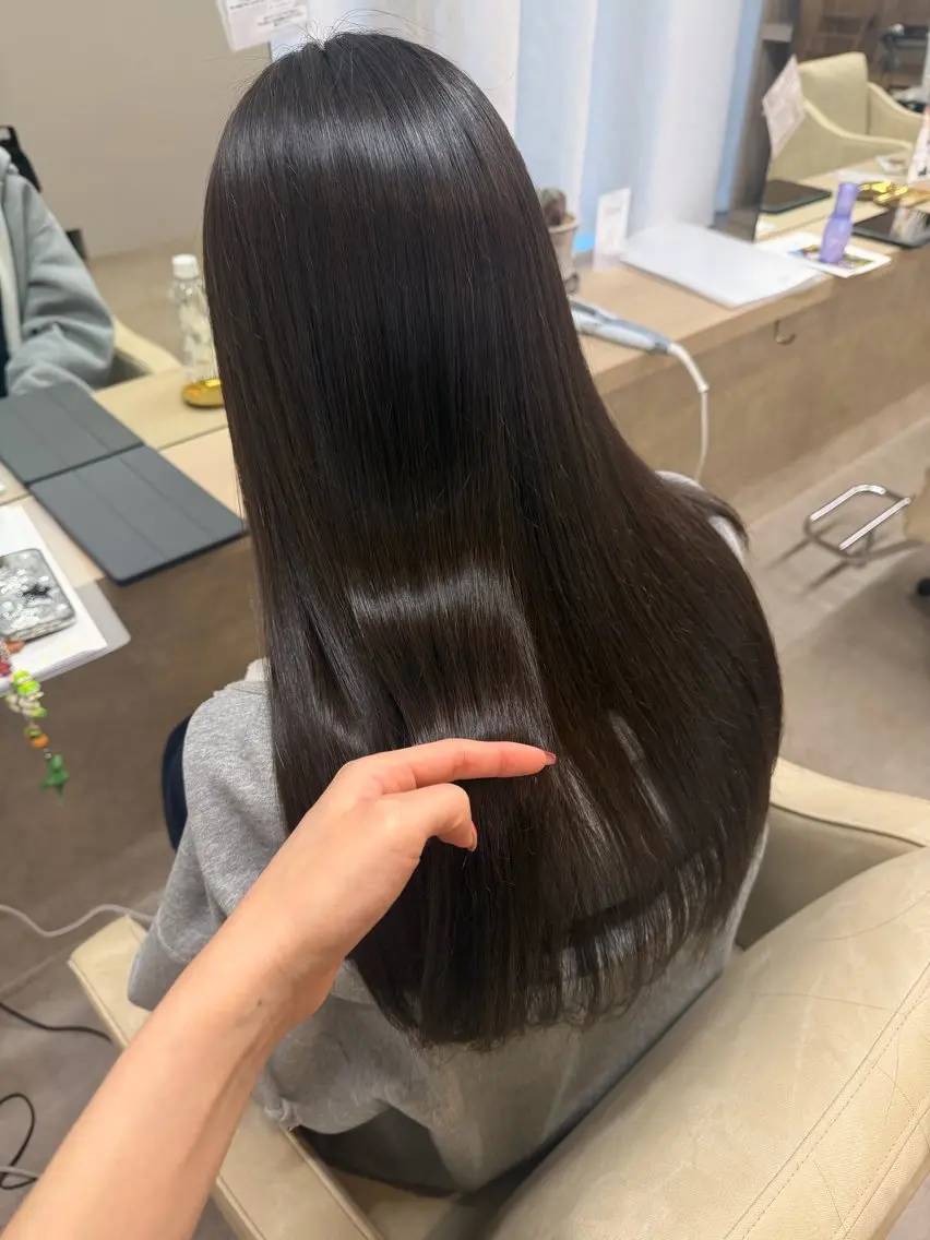 ロング パーマ りん/ハイトーン💖 🌈髪質改善✨️浜松のヘアスタイル