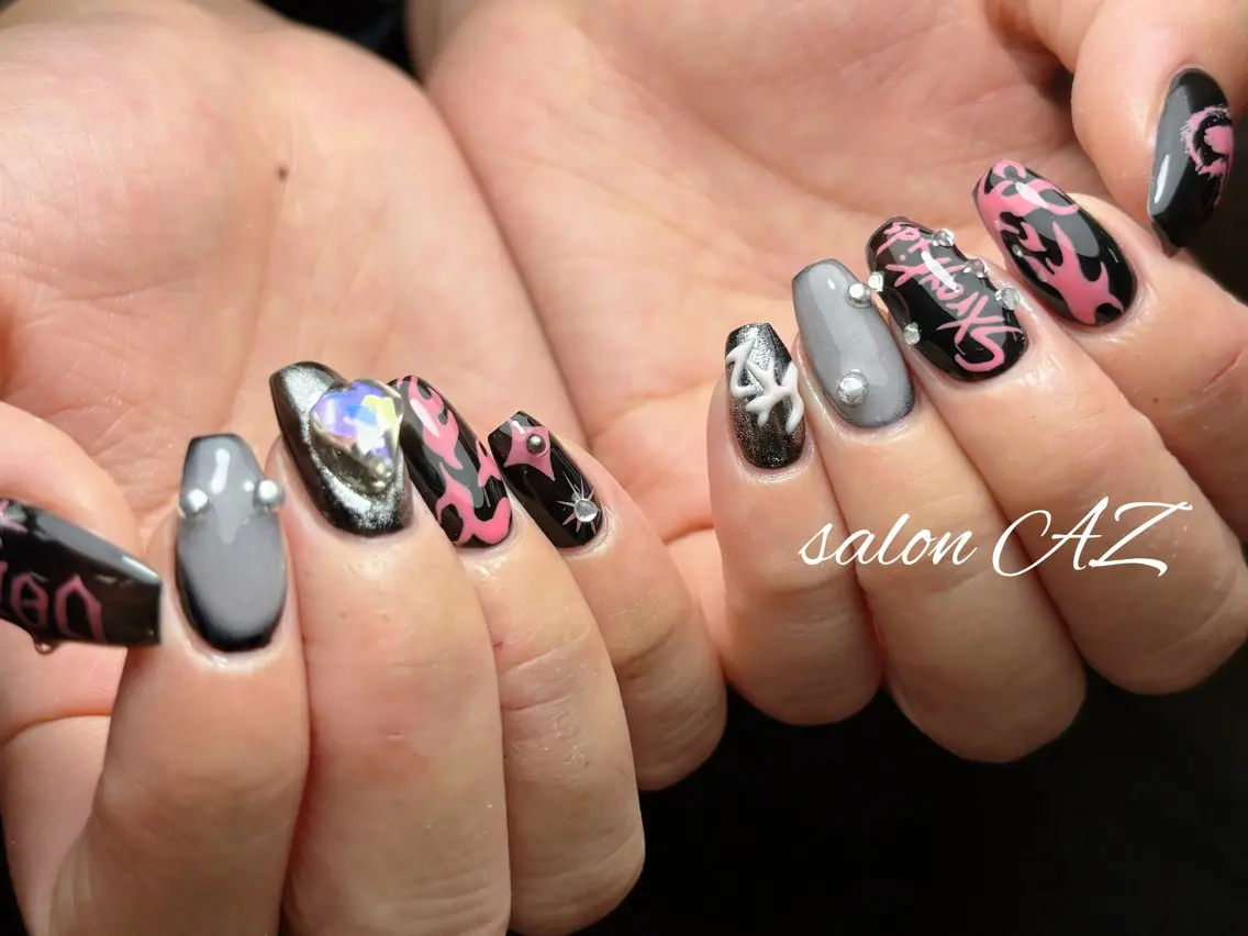 ネイル アートネイル フレンチネイル マグネットネイル ニュアンスネイル オフィスネイル ハンドネイル salon AZのネイルデザイン