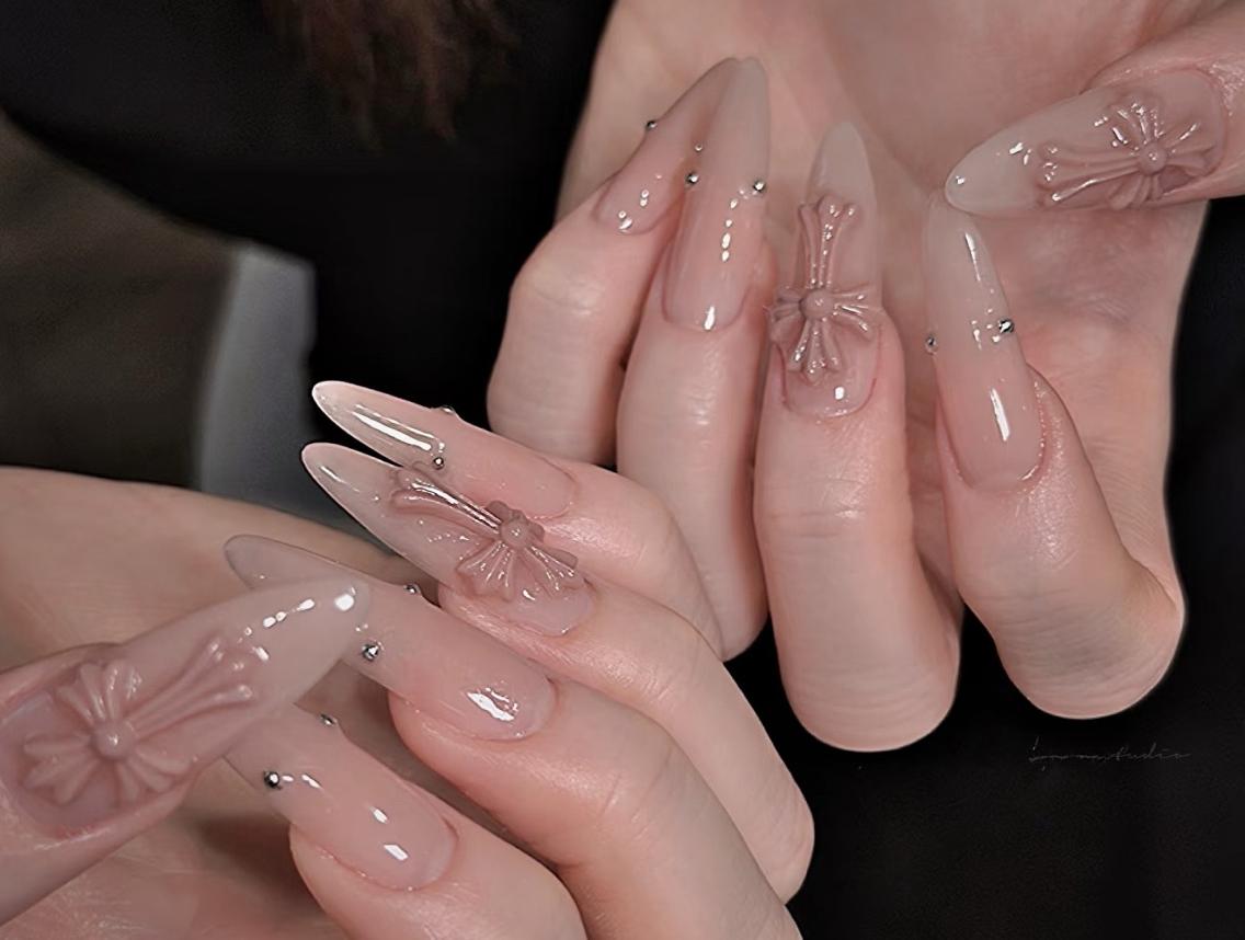 ネイル メンズ メンズ韓国風 ボルドー ブラウン 長さ出し フレンチネイル ハンドネイル ハンドケア NEW NAIL KaKa❤️🔥のネイルデザイン