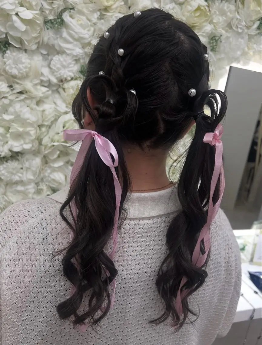 セミロング ヘアアレンジ ヘアセット ベルグロー 原宿👸のヘアスタイル