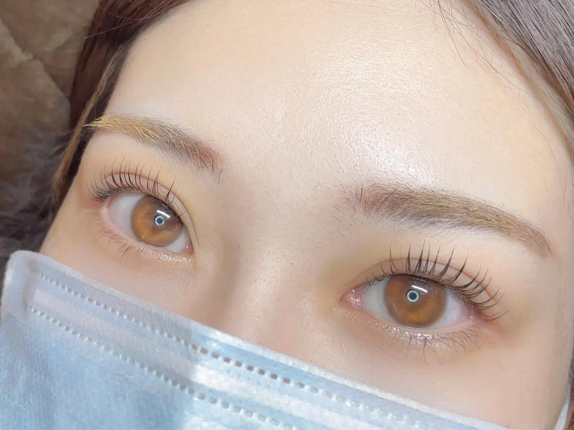 マツエク・マツパ パリジェンヌラッシュリフト lashes Francのマツエク・マツパデザイン