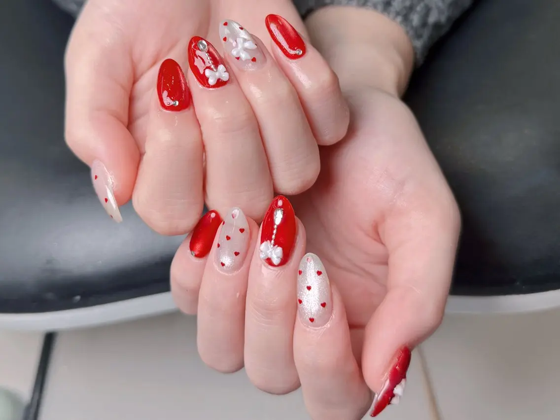 ネイル チークネイル 長さ出し フラッシュネイル フットネイル フレンチネイル ハンドネイル ハンドケア Nail&Eyela sh Nanaのネイルデザイン