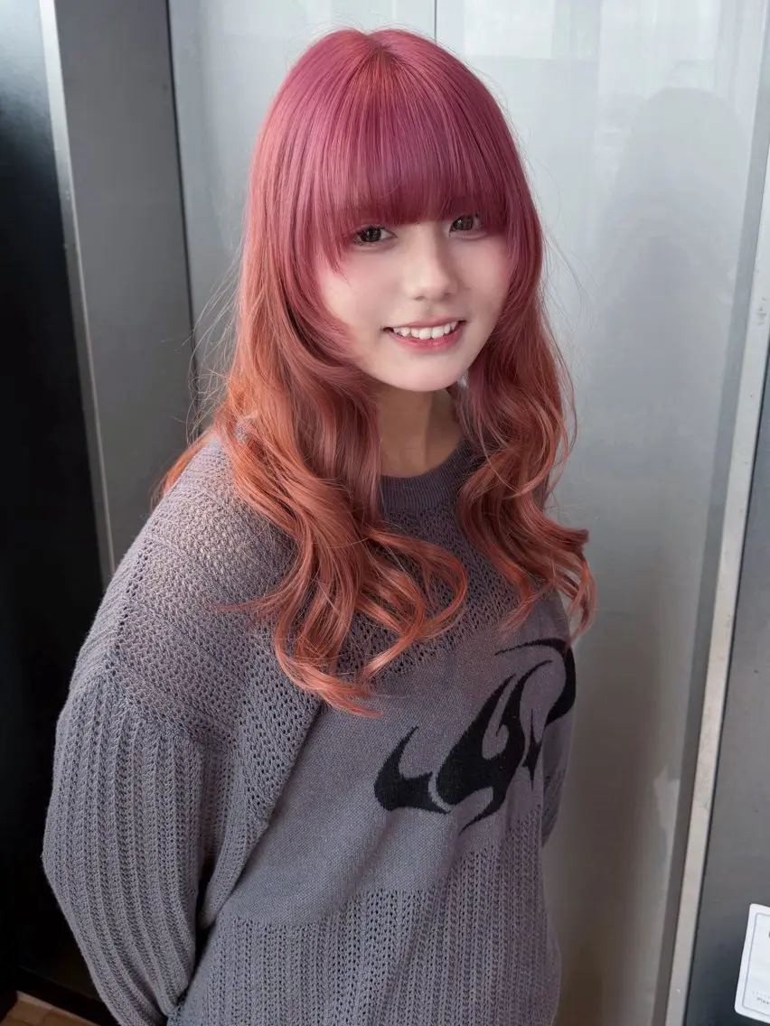 ロング ヘアカラー トリートメント 似合わせカット/ デザインカラー🦄のヘアスタイル