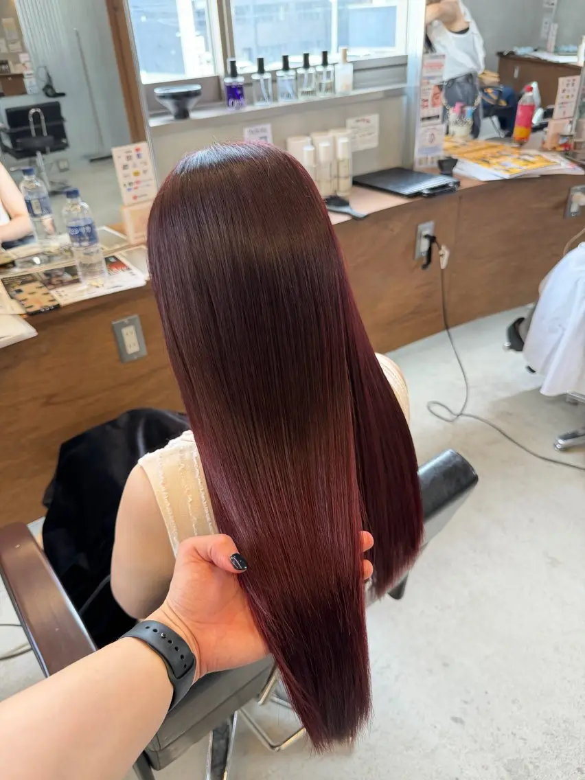 ロング カラー ブリーチ ブリーチなしカラー レッドカラー カット ヘアカラー トリートメント ヘッドスパ ✂︎SAITOU AKIRA✂︎のヘアスタイル