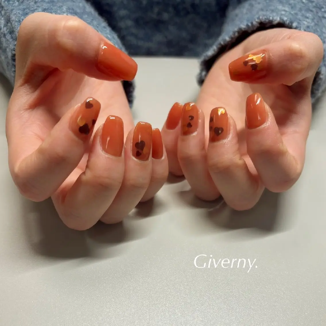 ネイル ハート オレンジ バレンタイン ハンドネイル Giverny .のネイルデザイン