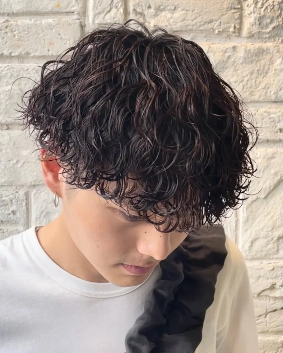 パーマ メンズ メンズパーマ 波巻きパーマ アタ ムのヘアスタイル