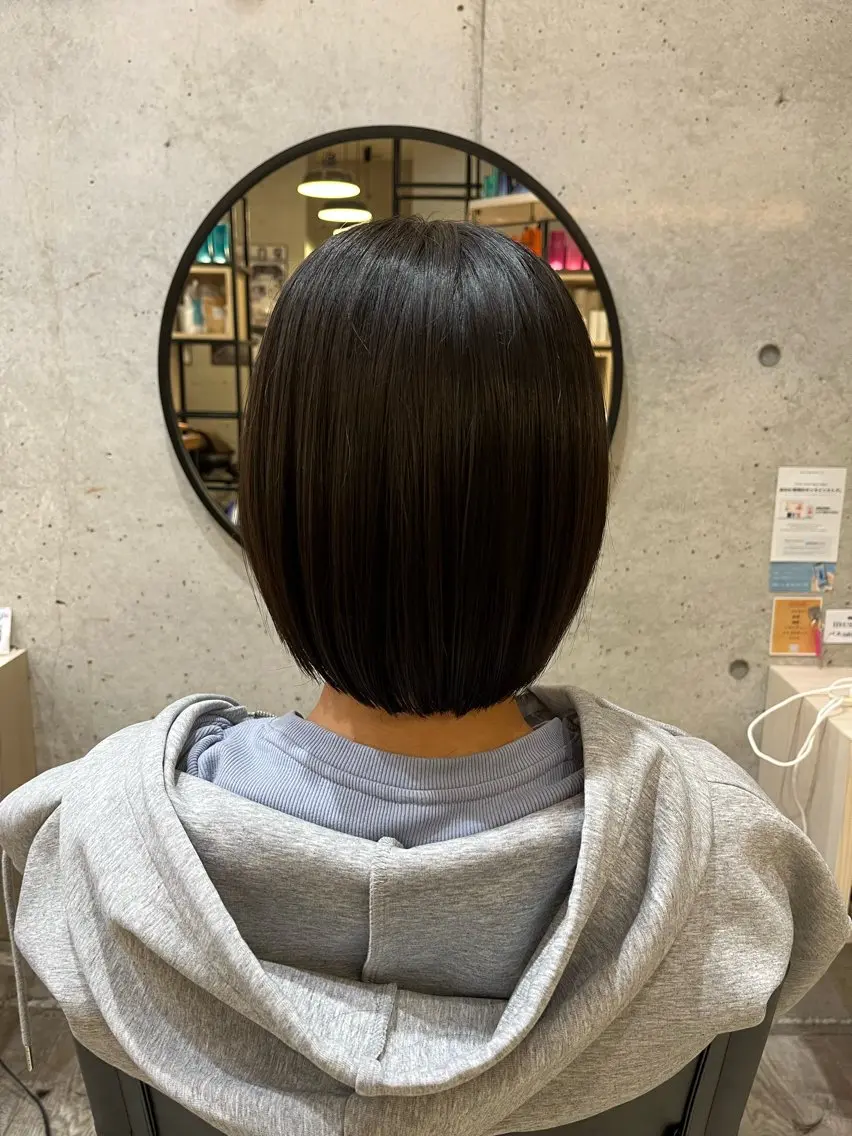 ショート ボブ 下茂 菜々のヘアスタイル