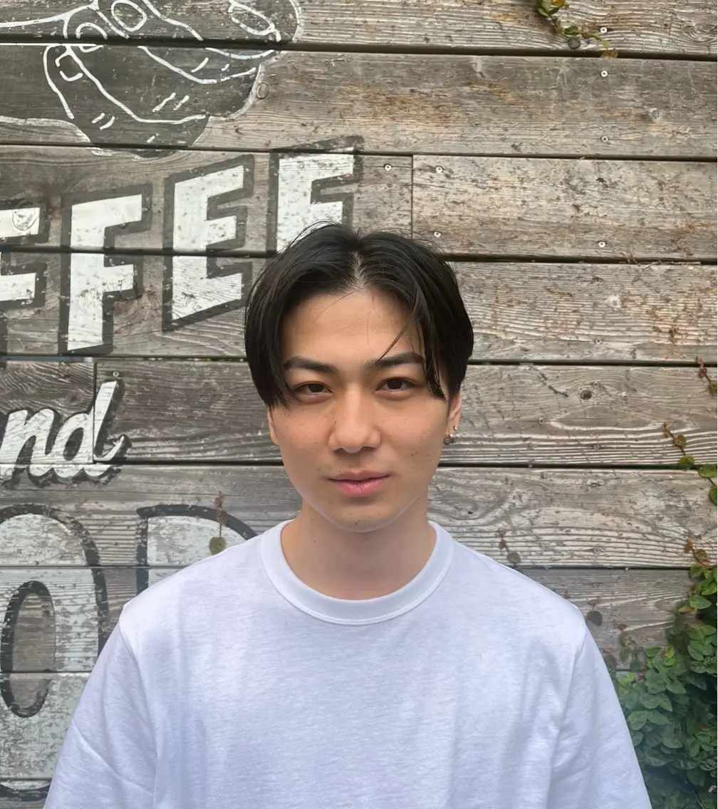 メンズ 脱毛 ワタナベ カンタのヘアスタイル
