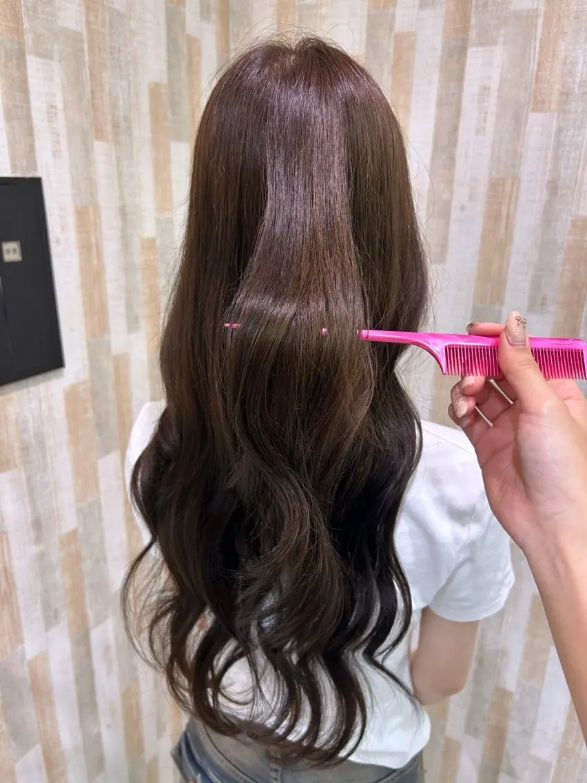 ロング ヘアカラー EARTH平塚 🎀白石 りおん🤍のヘアスタイル