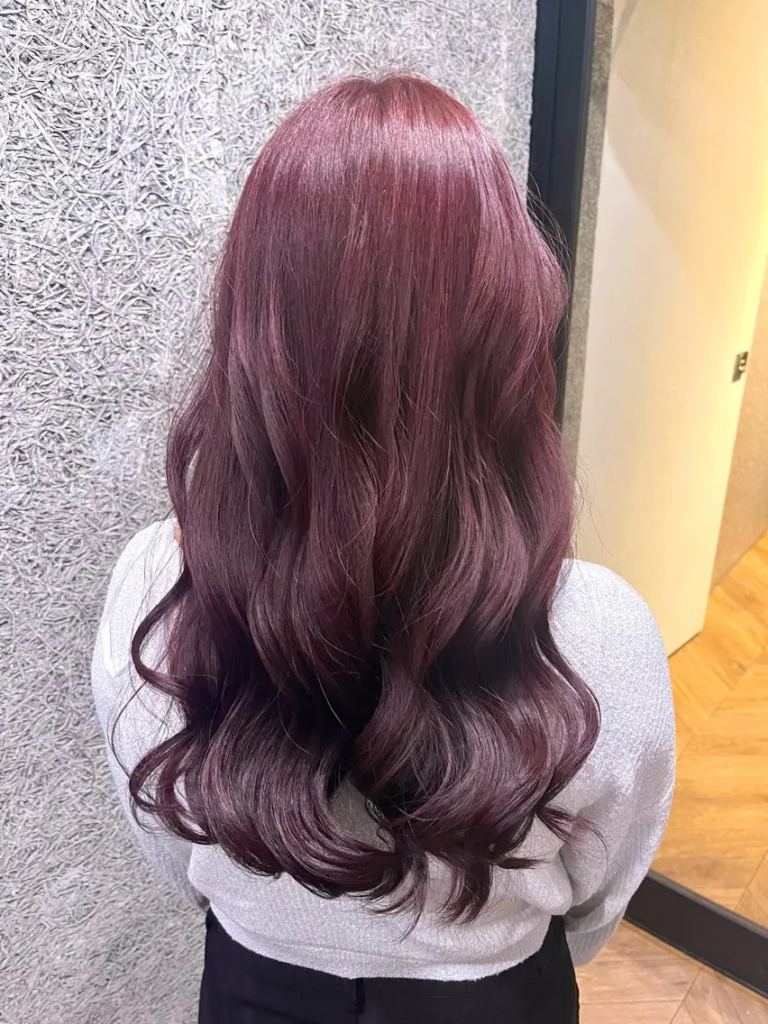 ロング ピンクブラウン ⭐️ airi⭐️のヘアスタイル