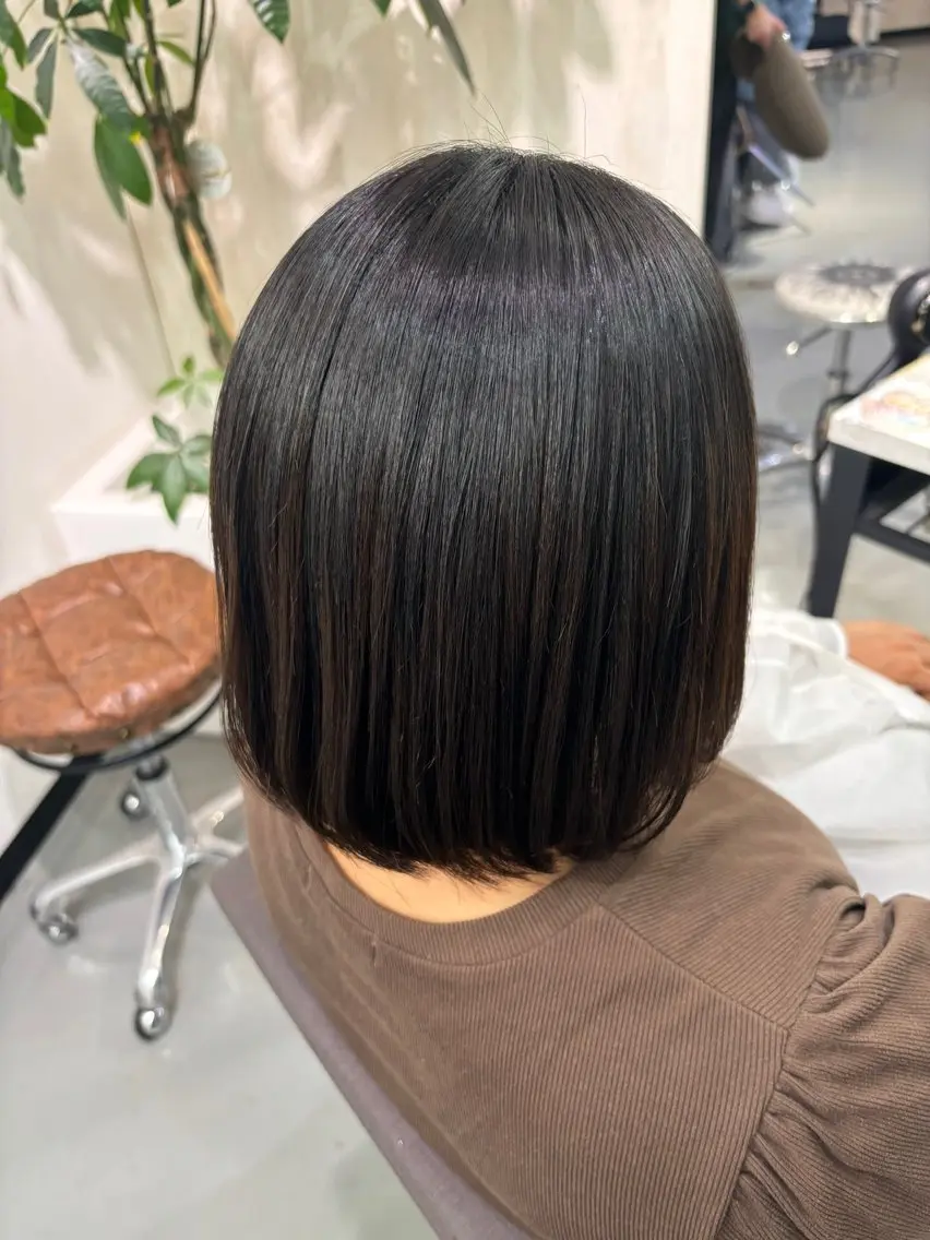 ミディアム 縮毛矯正 伊東 彩花のヘアスタイル