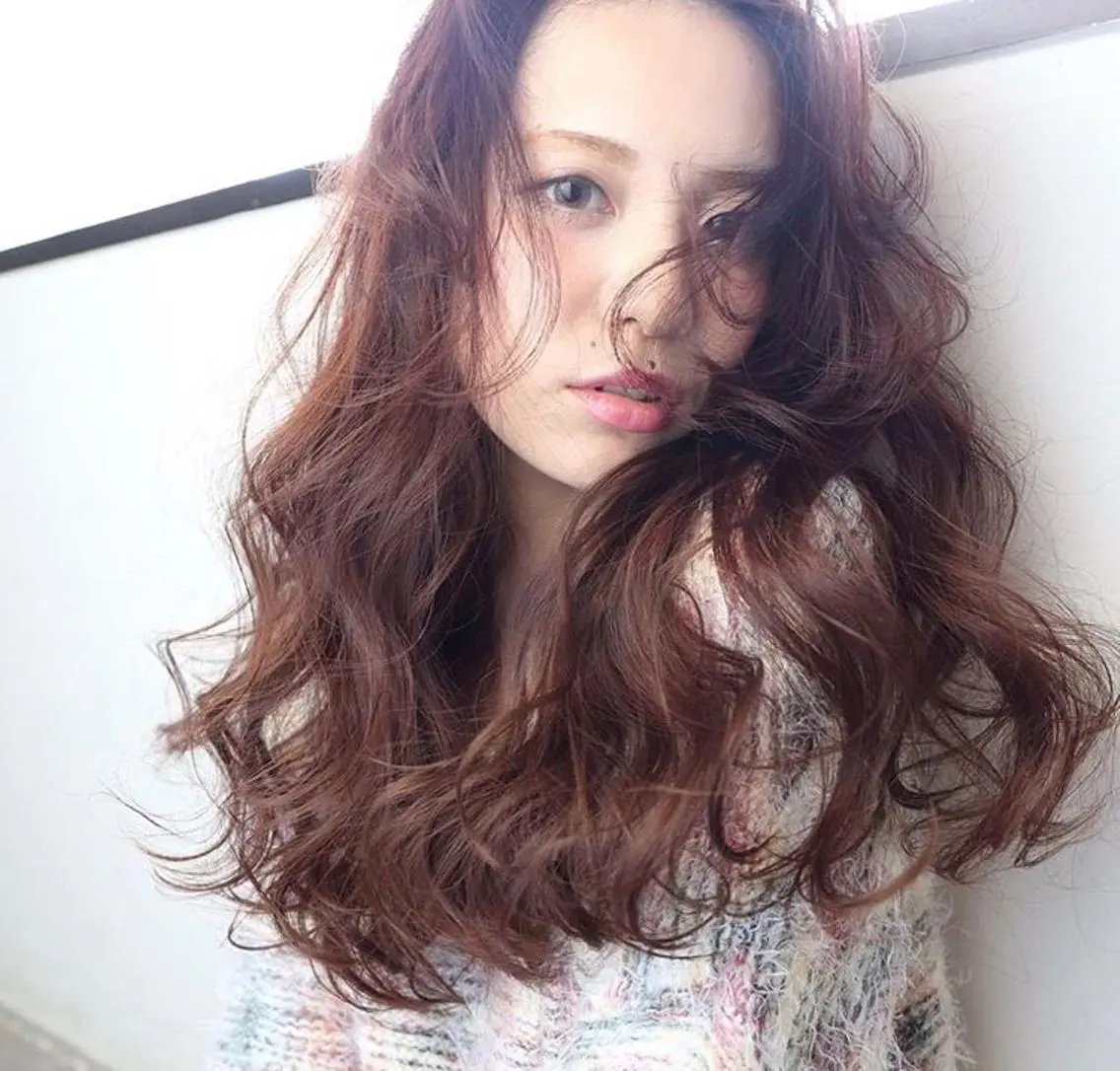 セミロング カット ヘアカラー 遠藤 寛明のヘアスタイル