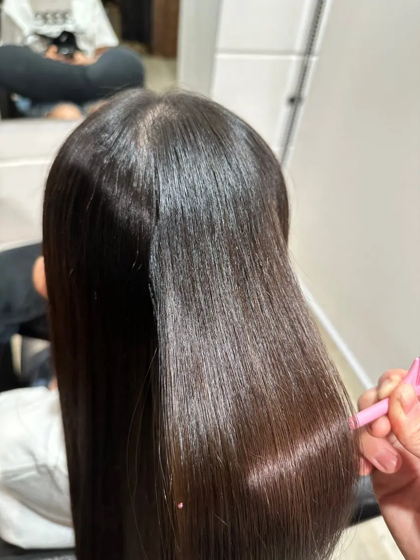 ロング パーマ 縮毛矯正 ストレートパーマ 縮毛矯正 ダブルカラー 大募集中❣️ あいりのヘアスタイル