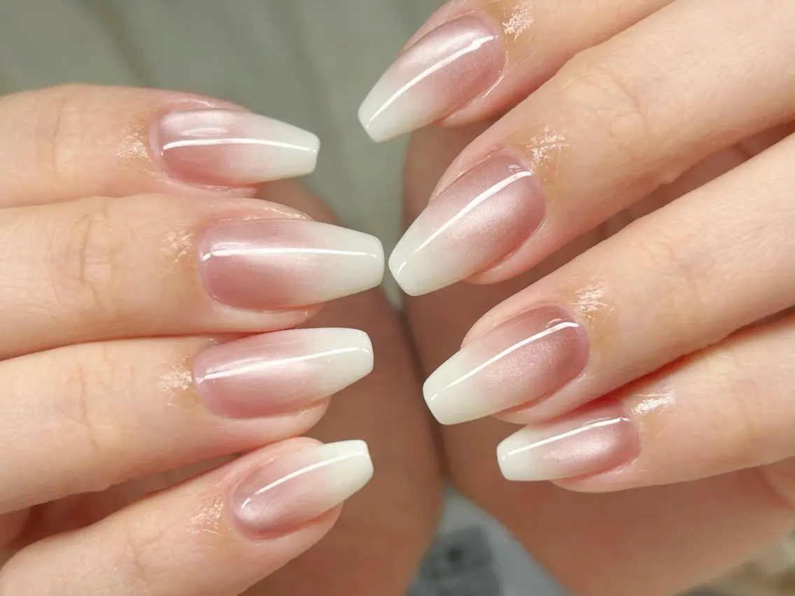 ネイル アートネイル チークネイル 成人式 入学式 長さ出し Lino Nailのネイルデザイン