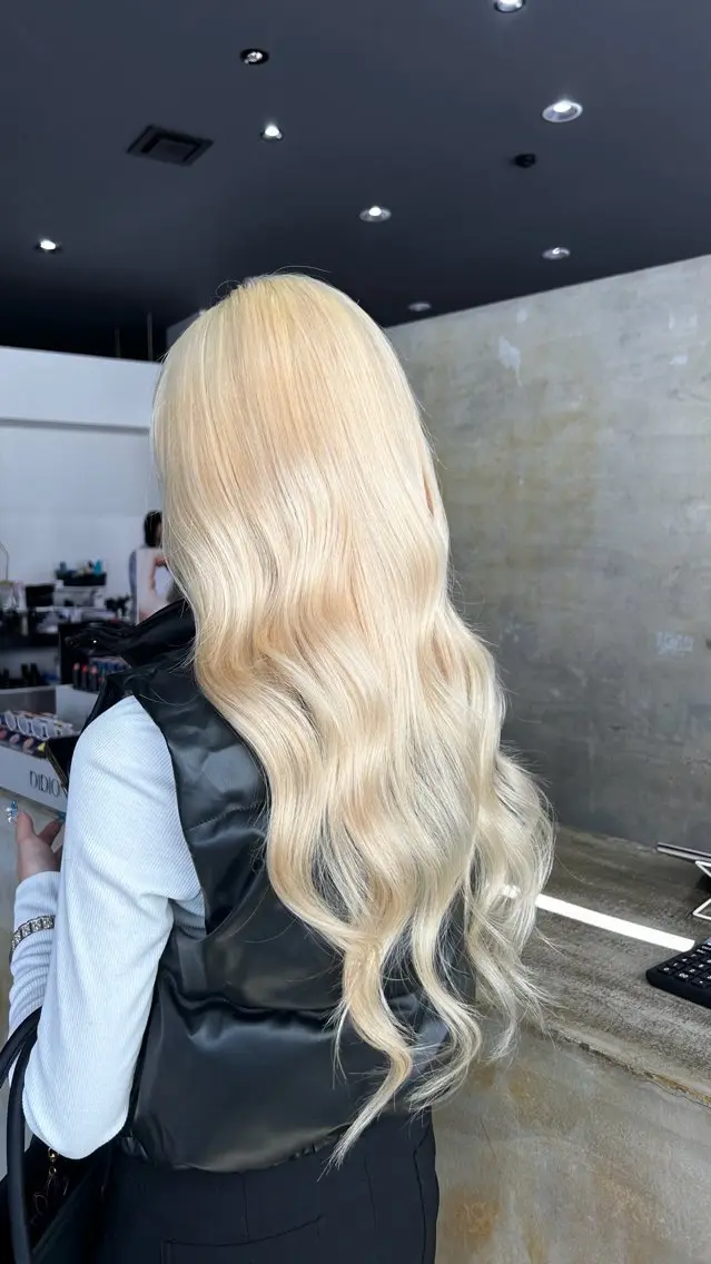 ロング カラー しの 《HAIR774》のヘアスタイル