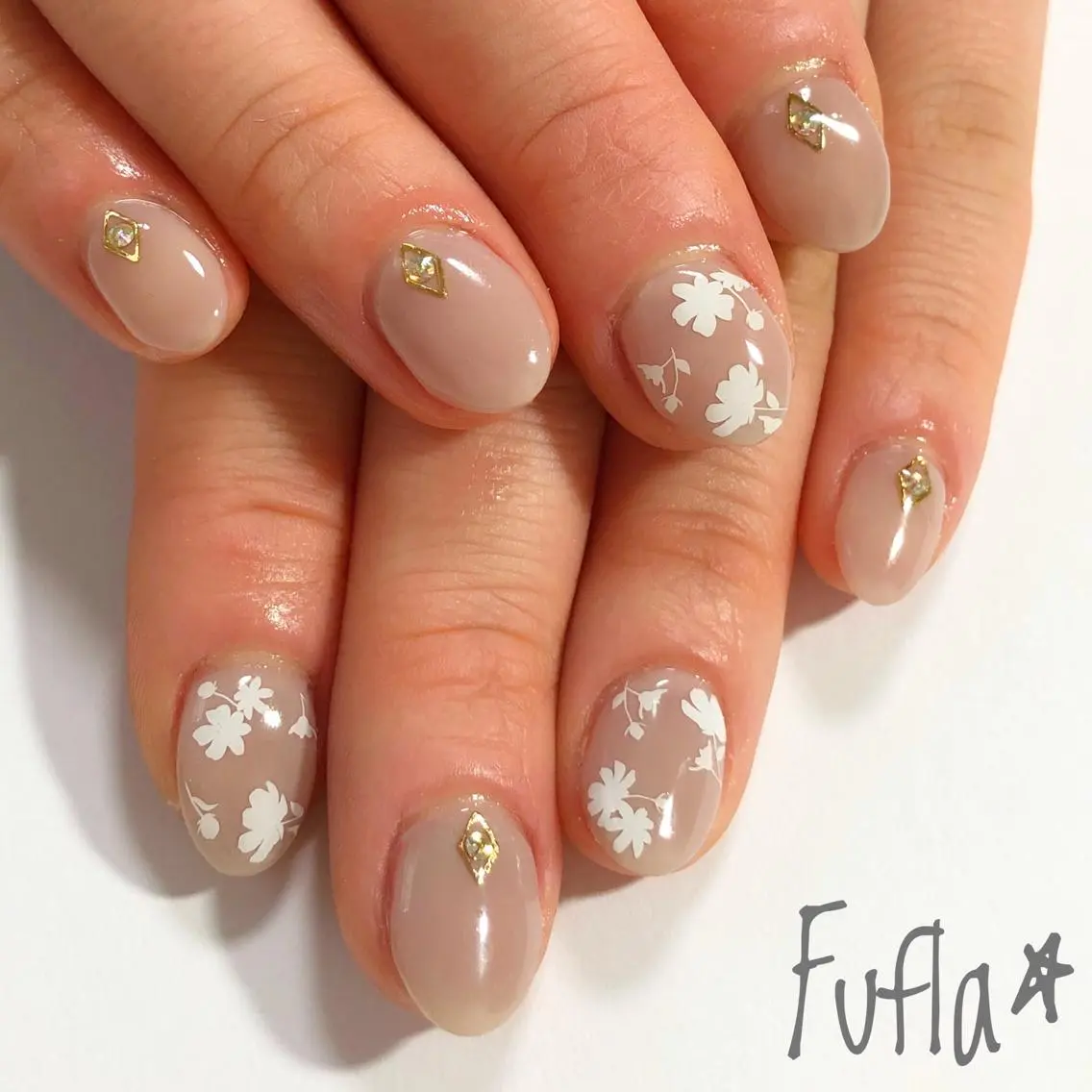 ネイル プライベートサロン Fuflaのネイルデザイン
