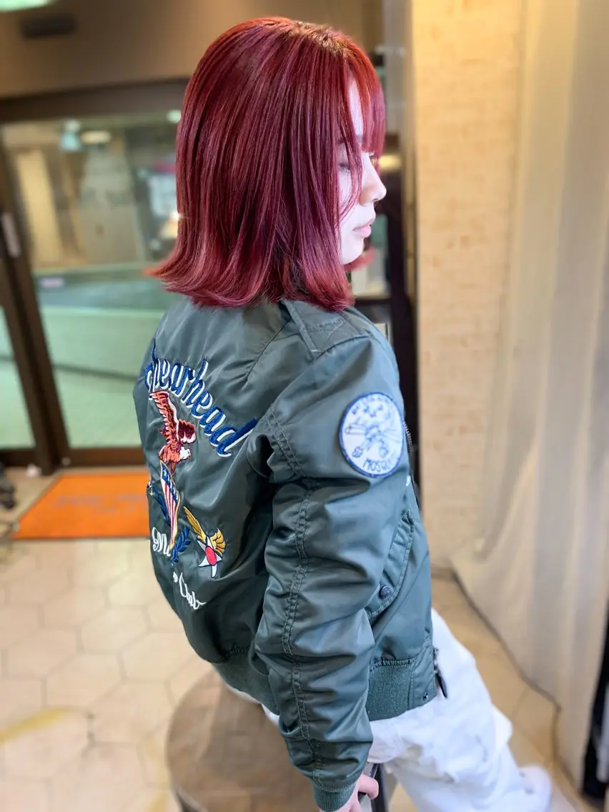 【暖色】人気のピンク レッド 専門ヘアカラー+3ステップトリートメントミニモ特別割引き料金8800円の写真