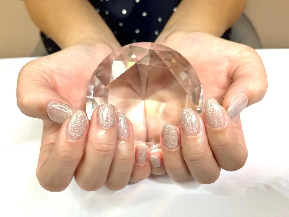 ネイル アートネイル キラキラネイル ラメ(グリッター) 持ち込み ニュアンスネイル ハンドネイル プライベートサロン N's Nailのネイルデザイン