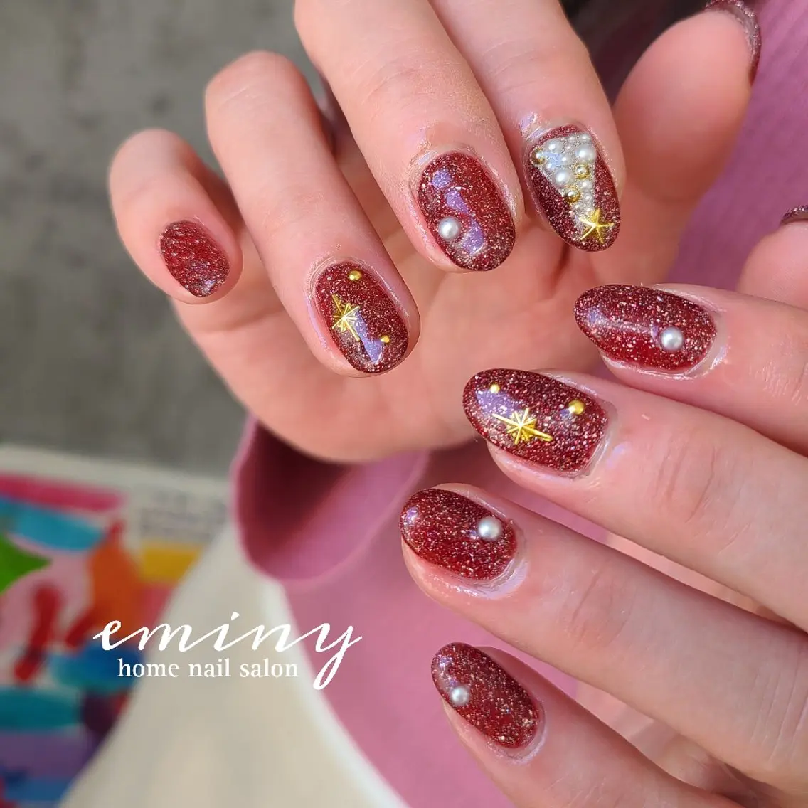 ネイル ボルドー フラッシュネイル キラキラネイル 韓国ネイル 冬ネイル ハンドネイル nail salon  eminyのネイルデザイン