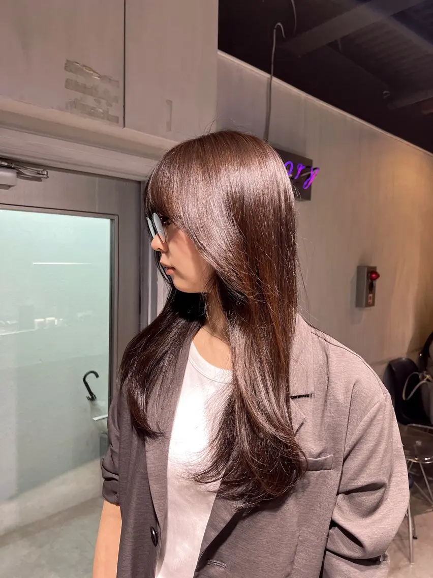 ロング カラー カット ヘアカラー NANAMI🩵 大人可愛い韓国ヘアのヘアスタイル