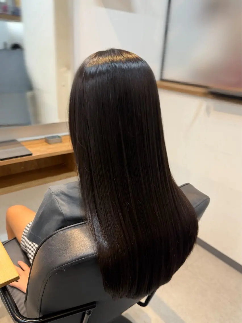 縮毛矯正 garou 大通店 畠山紗菜のヘアスタイル