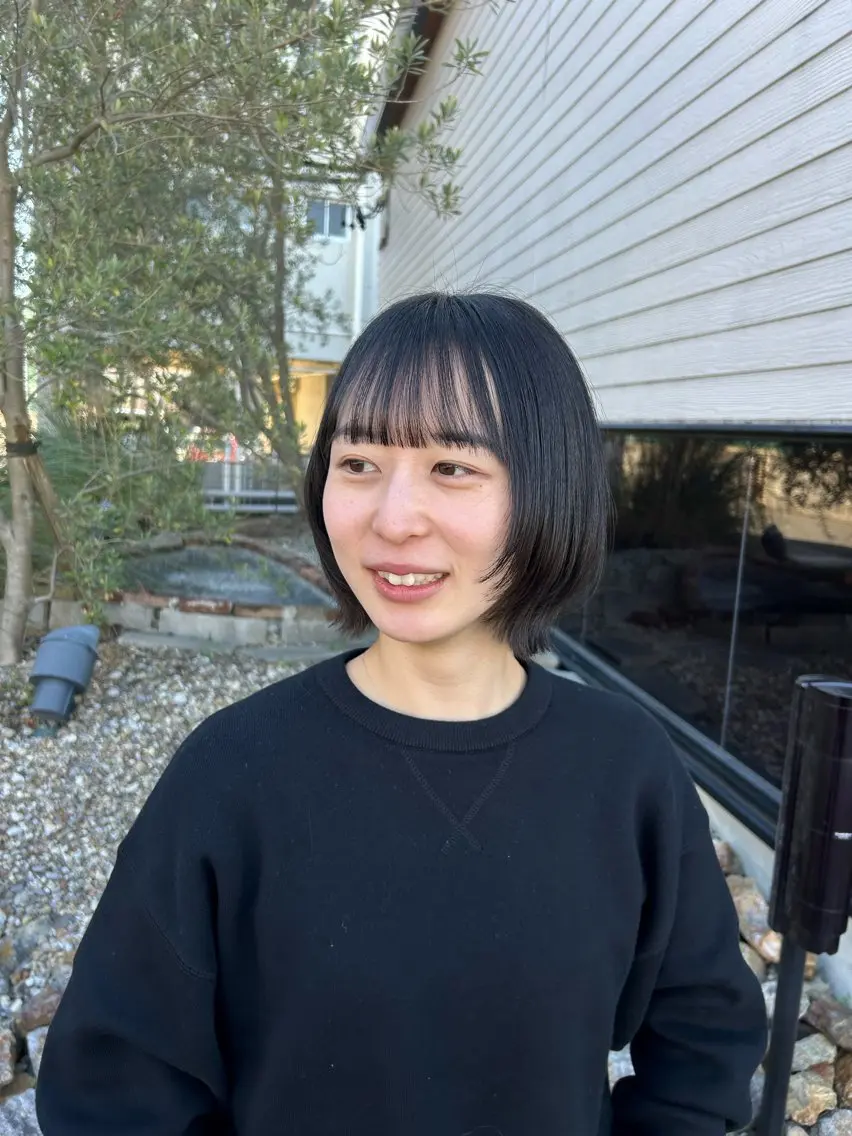 ミディアム ボブレイヤー ボブ レイヤーカット カット 村松 麻菜のヘアスタイル