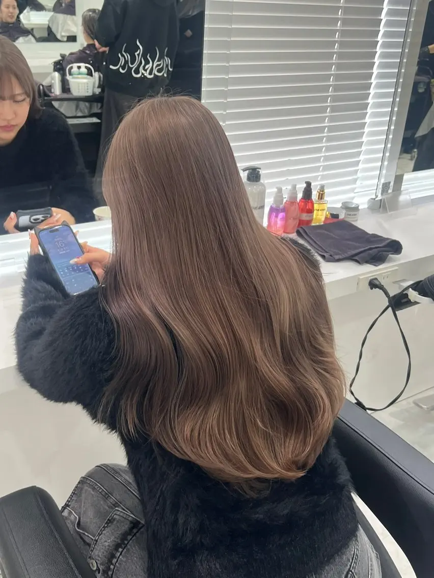 カラー ヘアカラー トリートメント 🩶透明感ダブル カラー🩶 maoのヘアスタイル